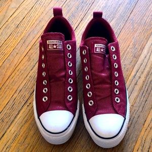 Sparkle maroon Converse